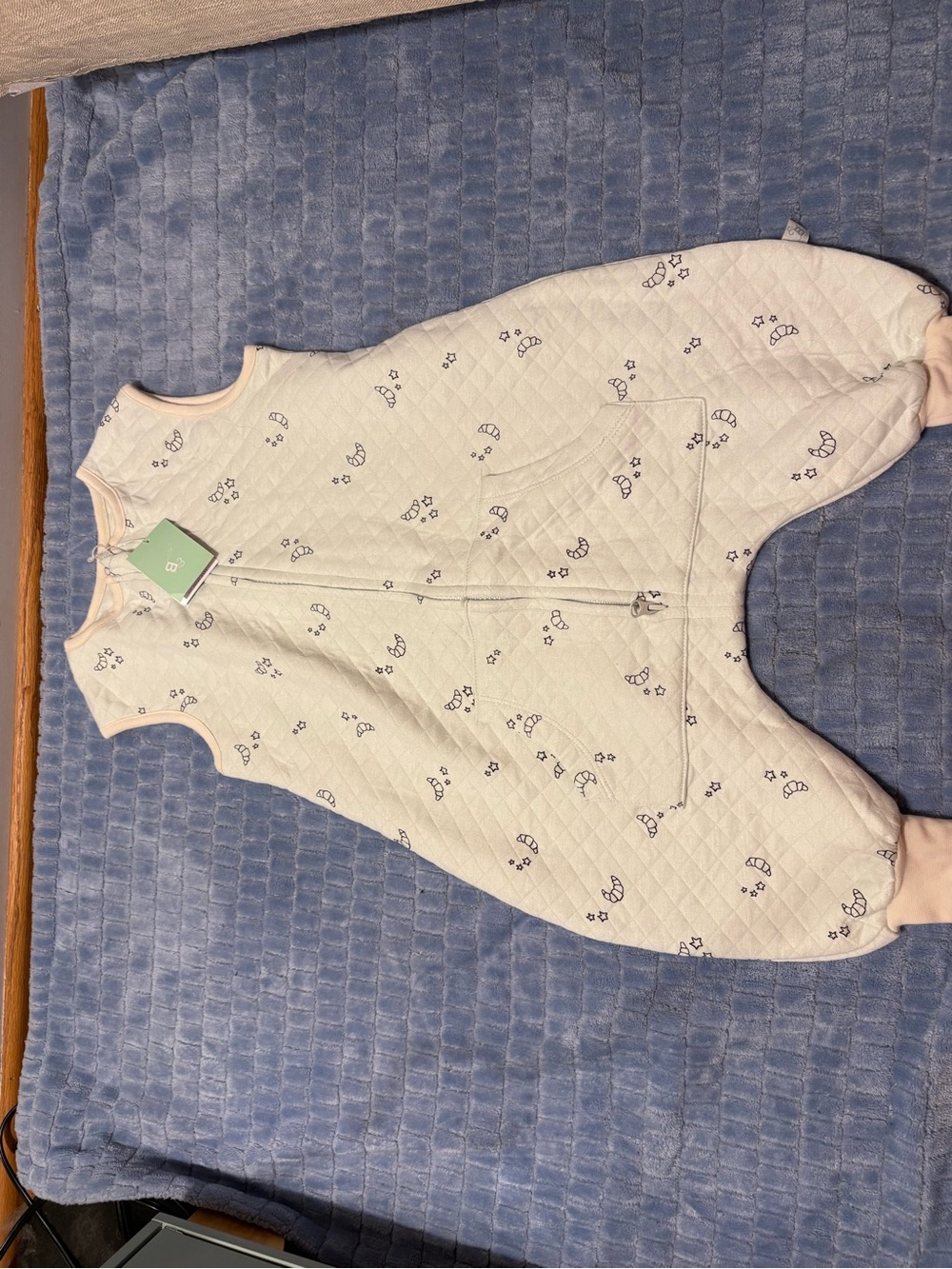 Sleeveless Quilted Baby One-Piece Footie - Light Pink Cloud Print new/ with tags